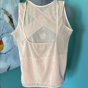 White Sleeveless Backless Tank Top support under clothes